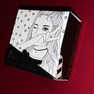 New pink holo eyeshadow